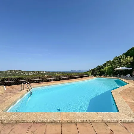 Pevero Retreat: Tra Il Golf E Il Mare 別荘 *